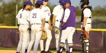 Sumner bounces back after Bloomingdale loss; Lennard winning streak hits five games